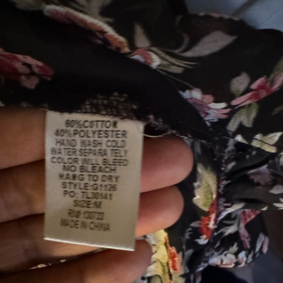Umgee babydoll black floral top with ruffles size M - Picture 9 of 15